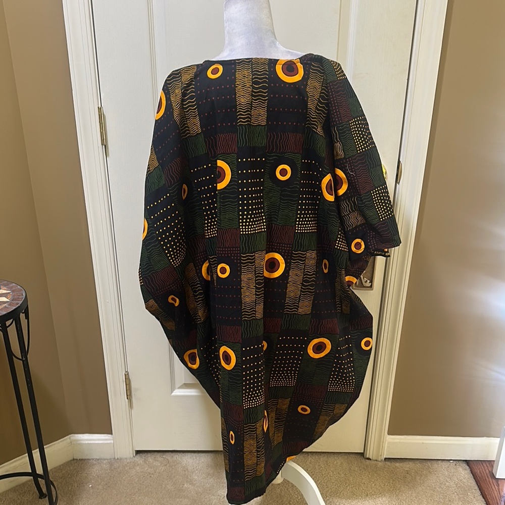 Colorful Patterned Kimono - Picture 2 of 2